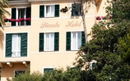 HOTEL PICCOLO