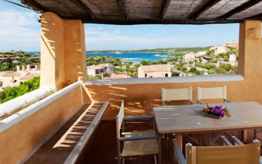 I GIARDINI DI PORTO CERVO — LE MAGNOLIE